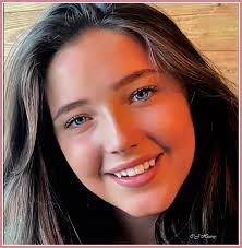 Close up of our Queen of song Lucy Thomas