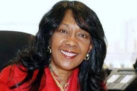 Rochelle Hendricks's Instagram, Twitter & Facebook