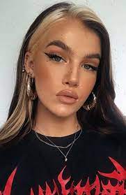 20 Trending Black Hairstyles For Women Hair Color Streaks Hair Streaks Hair Styles