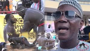 Pere Becaye wakhon nalen ko "Frank Mo Meun Eumeu sène fouff lolou dou wakh  je vous l'avais dit "