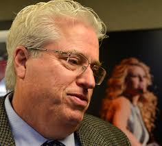 Steve Jones retires after 35 years at the Memorial Auditorium