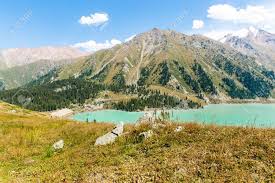 May 29, 2021 · irgendwann vor rund 19 000 jahren war eine verwandtschaftsgruppe von menschen mit typischen gensignaturen entstanden, die nach und nach gen norden zog. Spektakulare Landschaftlich Big Almaty See Tien Shan Gebirge In Almaty Kasachstan Asien Im Sommer Lizenzfreie Fotos Bilder Und Stock Fotografie Image 33477872