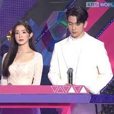 Mc red velvet irene and jinyoung got7. Cath On Twitter I M Sorry But These Outfits Of Jinyoung And Irene Look Like Engagement Party Wedding Ceremony Wedding Night Reception Https T Co Zyzwv3b3ny Twitter