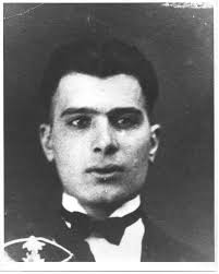 Bob Walker's family photo and resemblance to his grandfather