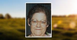 Anne Weeks's Instagram, Twitter & Facebook