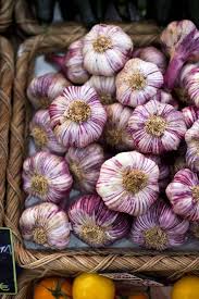 Garlic Bulbs In French Food Market Donalskehan Com Vegetables Garlic Food Inspiration