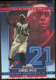 2003-04 Fleer Showcase Darius Miles #9