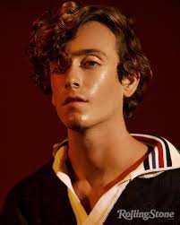 FuturodelaMusica @Guitarricadelafuente celebra el pasado, sacude el  presente e ilumina el futuro. Álvaro Lafuente ha conquistado nuestros  corazones creando música con una guitarra acústica, emociones, arraigo,  introspección, melancolía, elementos ...