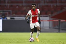 Ajax and netherlands speedster quincy promes could be on the verge of a move to arsenal. Ajax Player Promes Arrested As A Suspected Stabbing Ruetir