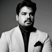 Sal Vasquez's Instagram, Twitter & Facebook