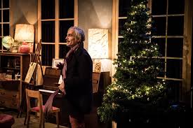 Ce conte de fées moderne ne révolutionnera pas le genre, mais il a l'avantage d'être souvent drôle et ses comédiens sont plutôt inspirés. Julie Deliquet Un Conte De Noel The Paris Autumn Festival