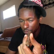 SOME OF MY DAY ONE NIGGAS BEEN HATING ON ME SINCE DAY TWO 🙌🏾 THE CRAZY  PART IS IT TOOK DAY 9,490 FOR ME TO FIND OUT THEY HATING 😭😭😭 COLD GAME  🙏🏾 #CMG