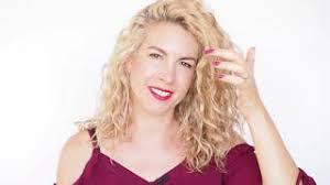 Do you have naturally curly hair? How To Style The Front Of Curly Hair Tips And Curly Hair Tutorials