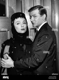 ALFRED HITCHCOCK PRESENTS, Barbara Baxley, George Grizzard, Ep. Across the  Threshold' Season 5, 1960. 1955-1962 Stock Photo