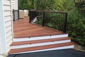 Lights Beneath Steps Are A Smart Choice For Safety Because People Can See Where They Re Stepping Decks R Us I Deck Railing Design Railing Design Deck Lighting