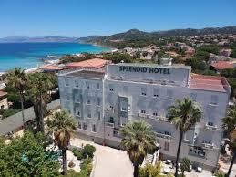 Splendid Hotel Hotel Avenue Du Comte Valery 20220 L Ile Rousse Adresse Horaire