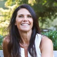 Lisa McLean, Real Estate Agent