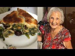Pizza Fără Drojdie Pasta Grannies Enjoys 96 Year Old Feni S Pizza Escarole Youtube Escarole Feni Italian Food Forever