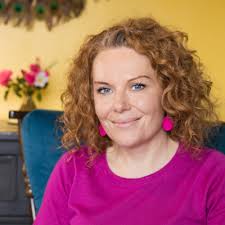 Qualified coaches in Hope Valley, S32-S33