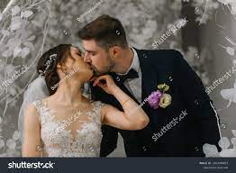 686,334 Recién Casados Images, Stock Photos & Vectors | Shutterstock