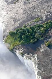 The Victoria Falls Zimbabwe Amazing Awesome Victoria Falls Zimbabwe Victoria Falls Zambia Places To Travel