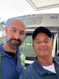 Dana Shawn's Instagram, Twitter & Facebook