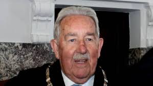 José Trillo, exdecano de los procuradores de A Coruña, será enterrado hoy  en Cereixo