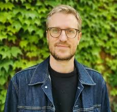 Democracy and Future Generations: A Philosophical Minefield