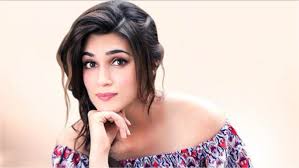 Her birthday, what she did before fame, her family life, fun trivia facts she grew up in new delhi, india, as the daughter of delhi university professor geeta sanon and. Kriti Sanon Height Weight Age Wiki Biography Husband Affair Family