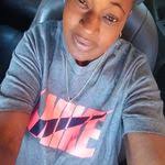 Terri Renfrow's Instagram, Twitter & Facebook