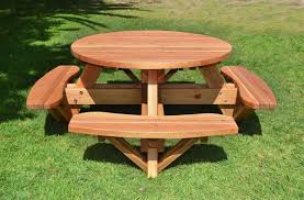 How To Make A Round Wood Picnic Table Beginner Woodworking Project Round Picnic Table Picnic Table Picnic Table Plans