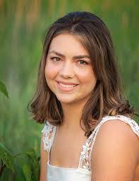 Claudia Locke's Instagram, Twitter & Facebook