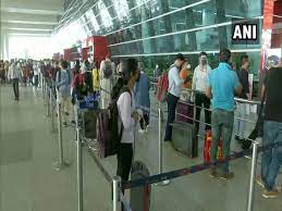 Larsen & toubro, airbiz and meinhardt engineering were the construction. Delhi Long Queue Of Passengers Outside Terminal 3 As Domestic Air Services Resume