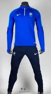 Le premier viendrait de dubaï. Soldes Nouveau Survetement Equipe De Foot France Bleu 2015 2016 2015 2016 Thailande Pas Chere Survetement Survetement De Foot Mode