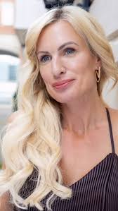 Whitney Wynne (@meetwhitneywynne) · Instagram 照片和视频