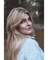 Darf ich vorstellen? Annie Hoffmann! Eine wahnsinnig inspirierende Frau mit  Charme, Engagement und Meinung. Ich liebe es mit ihr zu fotografieren und  habe nun endlich auch von ihr ein Kurzvideo machen dürfen!