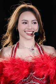 Lan Ngọc lại bị chê