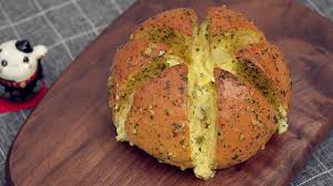 I want to tell you that's because i'm so addicted to it. Cream Cheese Garlic Bread Recipe Korean Street Food Youtube