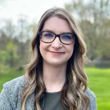 Emily Bednar, Psychology