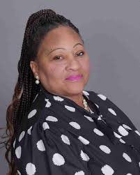 Sharon Mcgee's Instagram, Twitter & Facebook