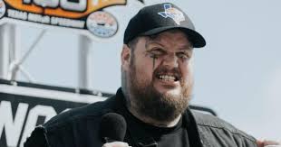 Shouldn't be safe': 'American Idol' fans hope for Jennifer Jefferies'  elimination ahead of top 20 reveal