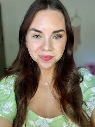 How to reduce oily skin with SEINT makeup?