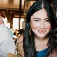 Leslie Ashford's Instagram, Twitter & Facebook