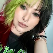 Erica Vail's Instagram, Twitter & Facebook