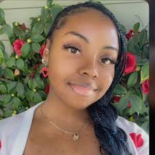 is it just me or does lovie simone resemble young lauryn hill?