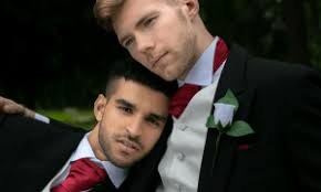 Последние твиты от duncan laurence (@dunclaurence). Eurovision Winner Duncan Laurence Announces Engagement To His Boyfriend Dna