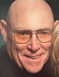 Mary Dahlman's Instagram, Twitter & Facebook