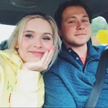 Anna Kate Leone (akateleone)