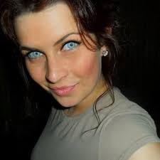 Robyn George (@robyn_georgex)