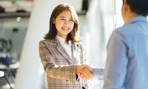 アルバイト初日はどうすれば好印象？初日の挨拶やマナーを解説！｜TWC
